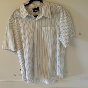 Greed button down shirt short sleeve size XL